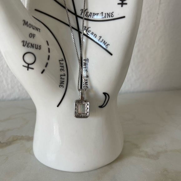 Opal pendent - Picture 2 of 2